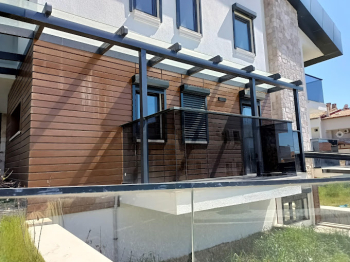 Kuşadası Cam Balkon